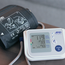 Load image into Gallery viewer, A&amp;D Medical UA-767F Dual Use Blood Pressure Monitor
